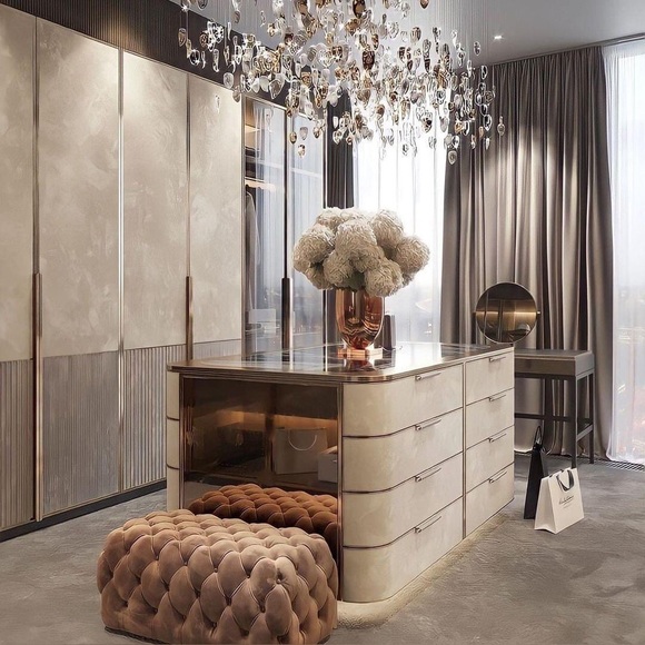 Meet your Posher, Rita - Picture 1 of 1